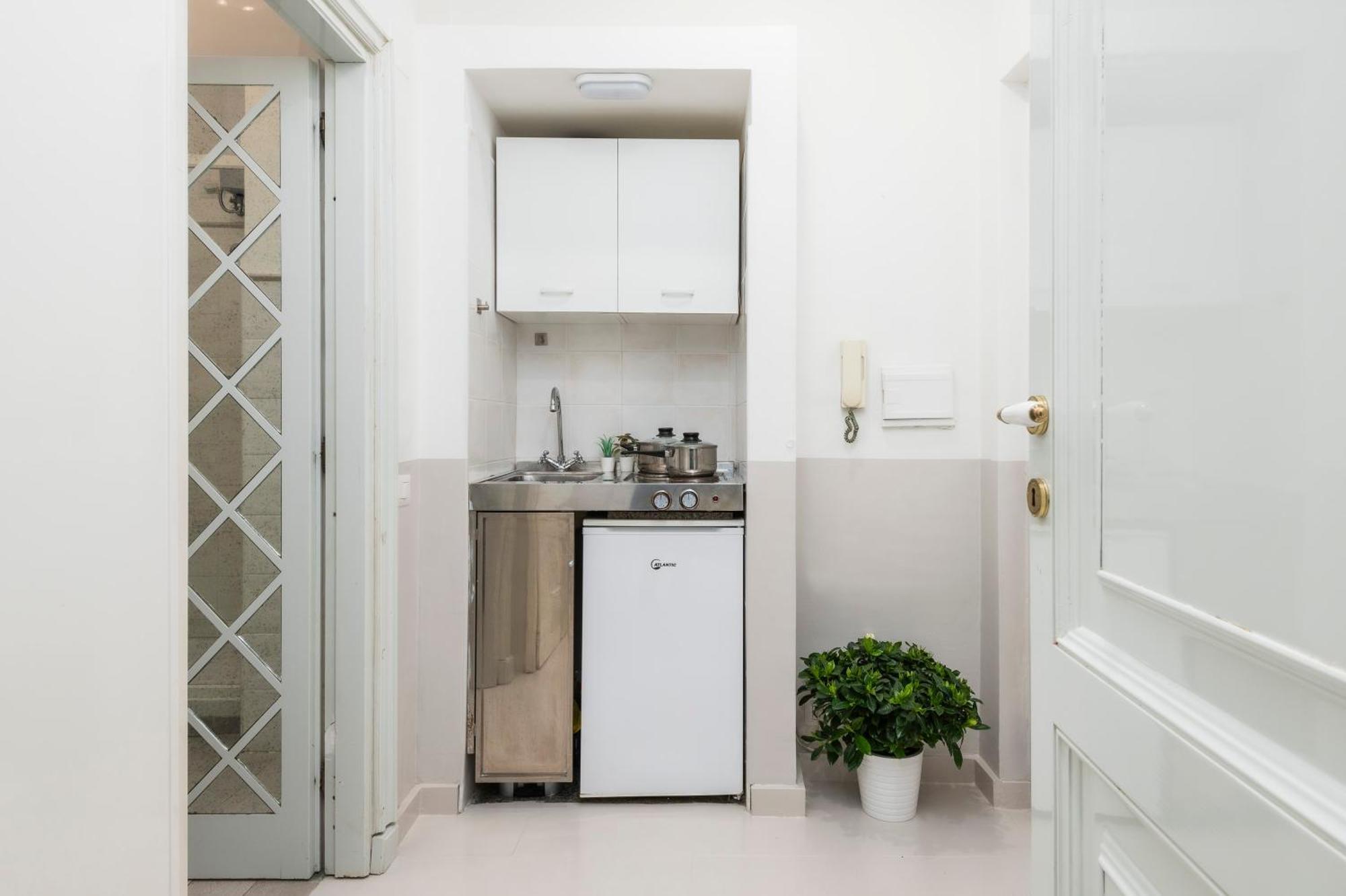 Trevi Fountain Apartment - Zeno 03 Рим Екстериор снимка